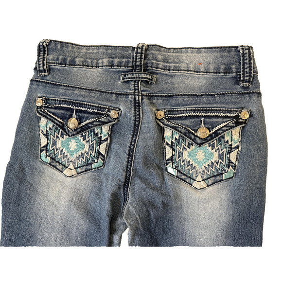 Almost Famous Jeans Womens 5 Blue Distressed Embroidered Aztec Pockets Hit Y2K - Picture 5 of 9